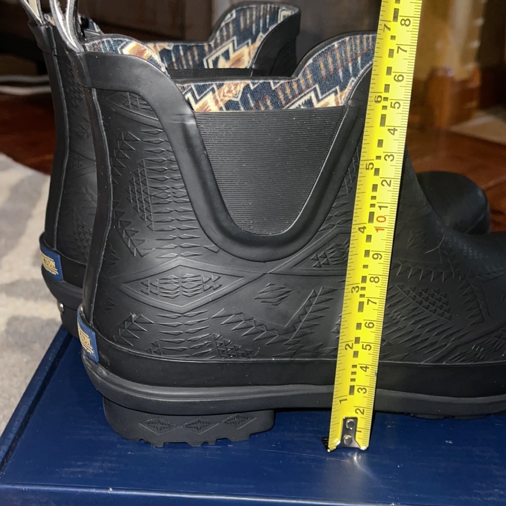 Pendleton Heritage Solid Chelsea Boot - image 8